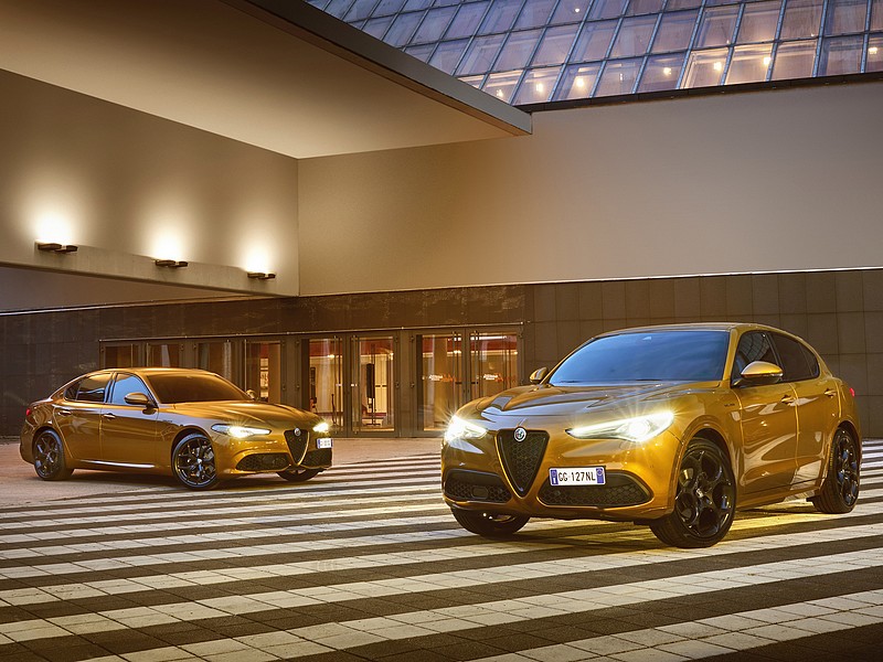Alfy Romeo Giulia a Stelvio v historickém duchu